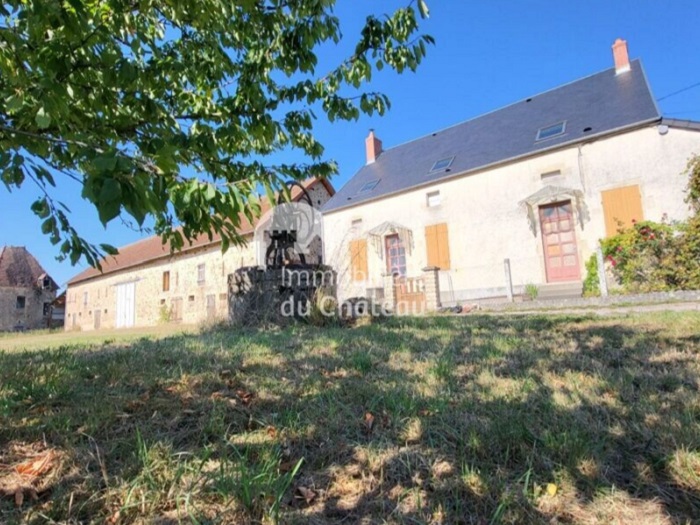 achat vente Propriété ancienne a vendre  , dépendances Entre Château-Chinon et Moulins Engilbert  NIEVRE BOURGOGNE