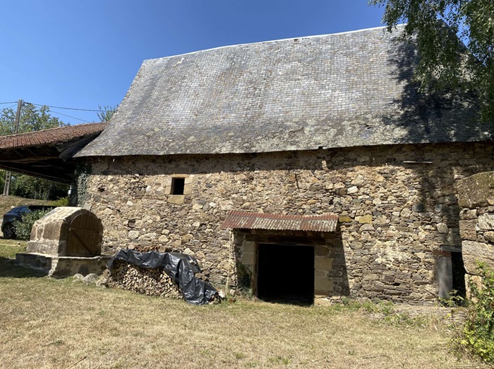 achat vente Demeure en pierre de caractère a vendre  restaurée , dépendances Terrou , au calme sans être isolée, dans un hameau tranquille  LOT MIDI PYRENEES