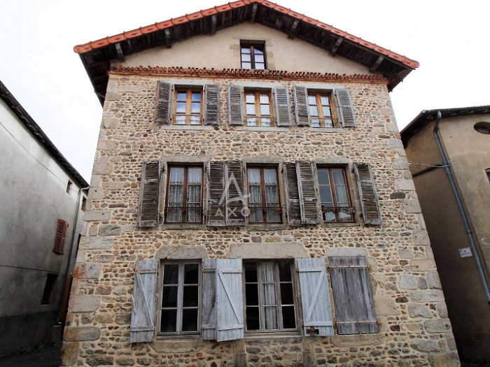 achat vente Maison de village rustique a vendre   Saint-Germain l'Herm  PUY DE DOME AUVERGNE