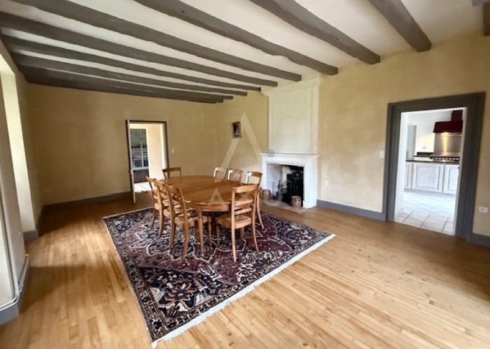 achat vente Logis ancien a vendre  , dépendance, tennis, piscine Proche Angoulême  CHARENTE POITOU CHARENTES