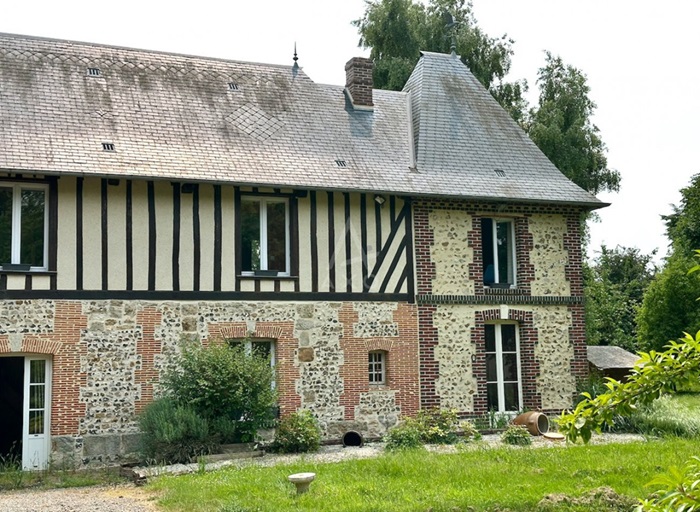 achat vente Maison de Maître a vendre  , dépendances Orbec , nichée dans un écrin de verdure CALVADOS NORMANDIE