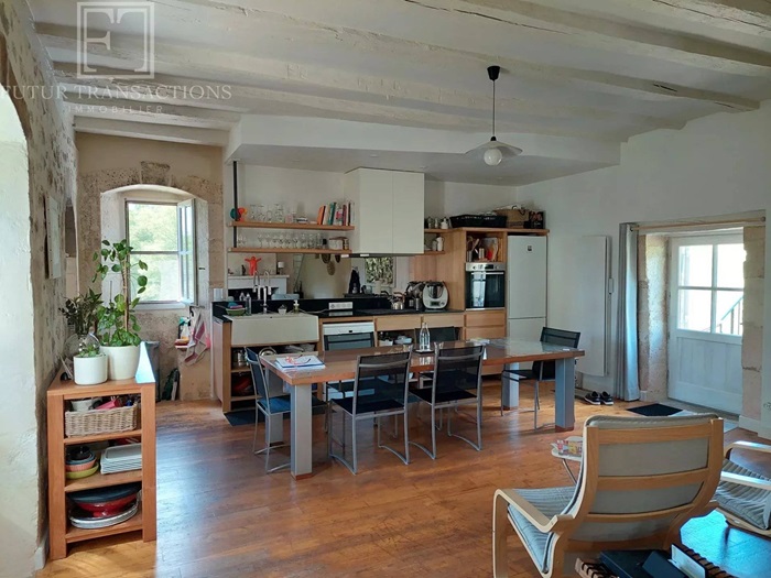 achat vente Ancien Presbytère a vendre  , piscine Brantôme en Périgord , à 5min du centre DORDOGNE AQUITAINE