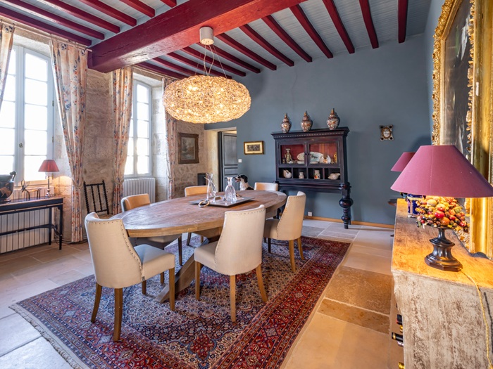 achat vente Charmant Château a vendre  , dépendances, maison de gardien, piscine Dordogne , sur les coteaux de la vallée de la Dordogne DORDOGNE AQUITAINE