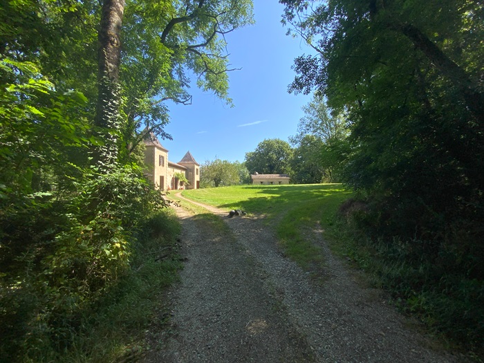achat vente Maison de Maître a vendre  à restaurer , dépendances, 2nde maison Monts du Marmandais  LOT ET GARONNE AQUITAINE