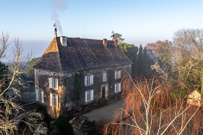 achat vente Manoir a vendre  , dépendances, maison de gardien Dordogne , a proximité du confluent de la Dordogne et de la Vezère DORDOGNE AQUITAINE