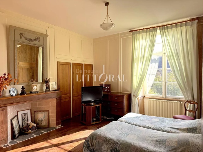 achat vente Manoir a vendre   Ille et Vilaine , au cœur d'un village historique ILLE ET VILAINE BRETAGNE