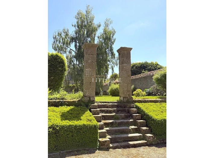 achat vente Hôtel Particulier a vendre   Quintin  COTES D'ARMOR BRETAGNE