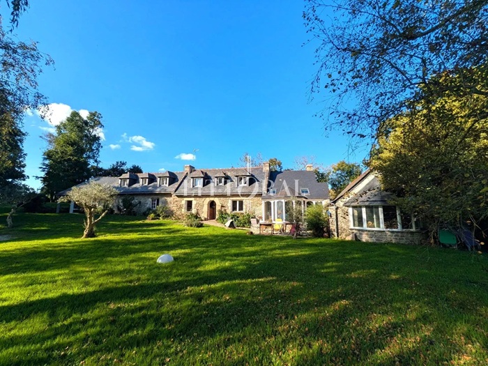 achat vente Longère Bretonne a vendre  restaurée , dépendance Finistère , au cœur d’un parc paysager FINISTERE BRETAGNE