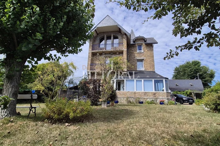 achat vente Villa balnéaire a vendre  , dépendance, studio indépendant Clohars-Carnoët , sur un coteau, surplombant l'océan FINISTERE BRETAGNE