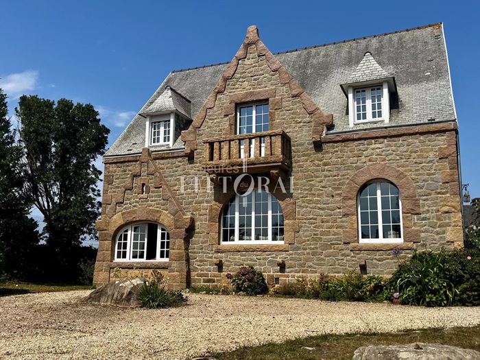 achat vente Villa balnéaire a vendre restaurée , grande dépendance Côtes d'armor , quartier prisé, à pied des plages et du port COTES D'ARMOR BRETAGNE