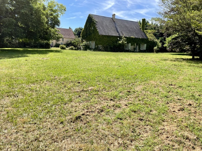 achat vente Authentique Longère  a vendre  , dépendances, gîte Ardentes , à quelques minutes, au cœur du Berry INDRE CENTRE