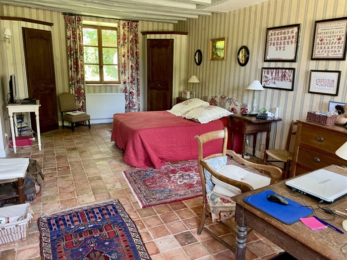 achat vente Authentique Longère  a vendre  , dépendances, gîte Ardentes , à quelques minutes, au cœur du Berry INDRE CENTRE