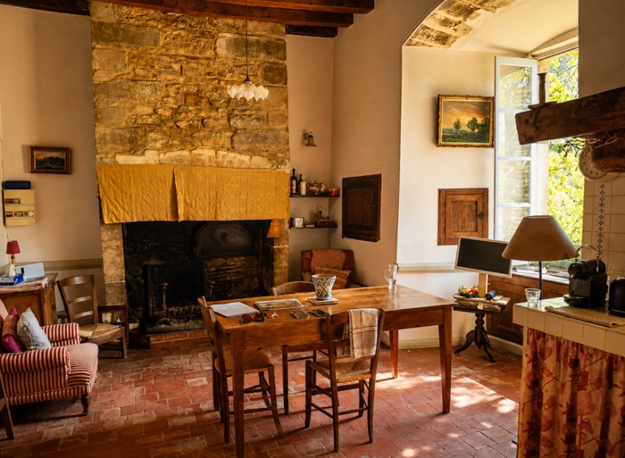 achat vente Ancienne Abbaye Cistercienne a vendre  ISMH , dépendances Indre , à 10 mn ville avec commerces, campagne berrichonne INDRE CENTRE