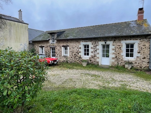 achat vente Gentilhommière a vendre  à restaurer , dépendance, longère Angers , à 40 km, à 1km d'un bourg et de sa gare SNCF LOIRE ATLANTIQUE PAYS DE LA LOIRE