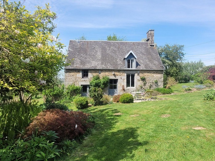 achat vente Propriété rustique a vendre  , deuxième maison de 70 m2, dépendances Sourdeval , à 7 mn MANCHE NORMANDIE