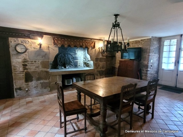 achat vente Belle Demeure a vendre  , dépendances, puits Ducey , à proximité, 30 mn Mt St Michel, 40 mn belle plage MANCHE NORMANDIE