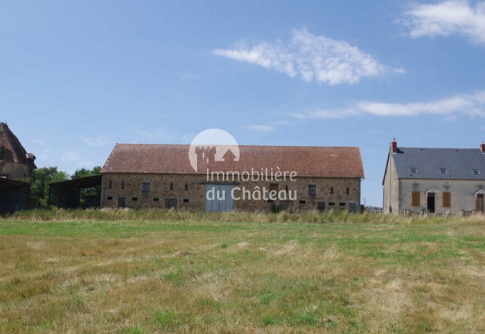 achat vente Propriété ancienne a vendre  , dépendances Entre Château-Chinon et Moulins Engilbert  NIEVRE BOURGOGNE