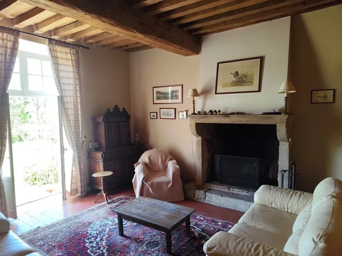 achat vente Prieuré a vendre  , dépendance, corps de ferme Maux , aux portes du Parc du Morvan NIEVRE BOURGOGNE