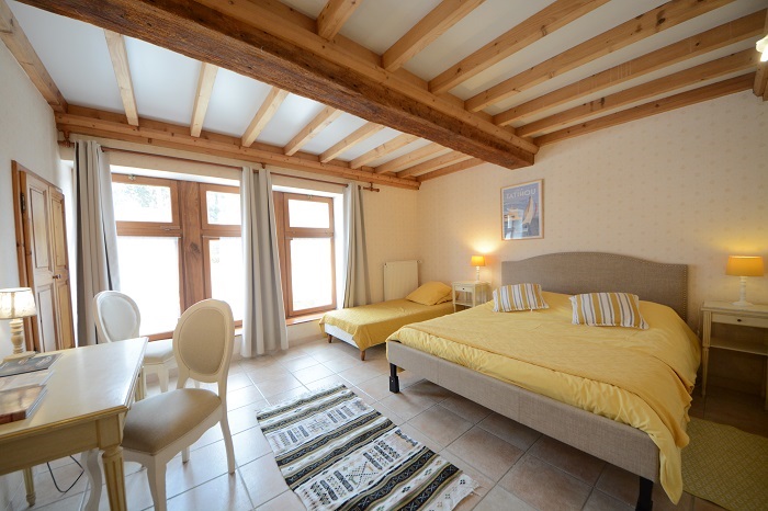achat vente Ancien manoir a vendre  , dépendances, gîte Réville , à 500 m de la plage MANCHE NORMANDIE