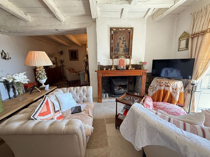achat vente Demeure de caractère a vendre  en parfait état , piscine Castelnau-Montratier , en bordure d'un charmant village bastide, 1h15 aéroport et LOT MIDI PYRENEES