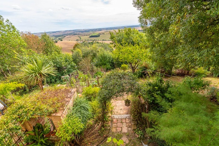achat vente Maison de caractère a vendre  restaurée , garage, appartement indépendant, puits Beaumont de Lomagne , à proximité, dans un village, 55 mn aéroport Blagnac TARN ET GARONNE MIDI PYRENEES