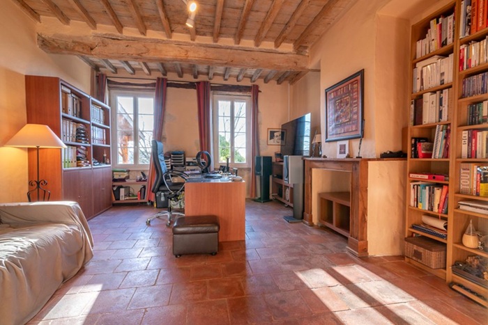 achat vente Charmante Maison en pierre a vendre  en très bon état , dépendance, piscine, puits Miradoux , à quelques minutes, vue imprenable GERS MIDI PYRENEES
