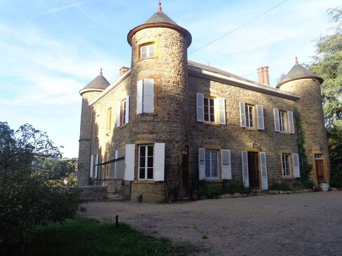 achat vente Château rustique a vendre  , dépendance Tarare , à 50 mn de Lyon RHONE RHONE ALPES