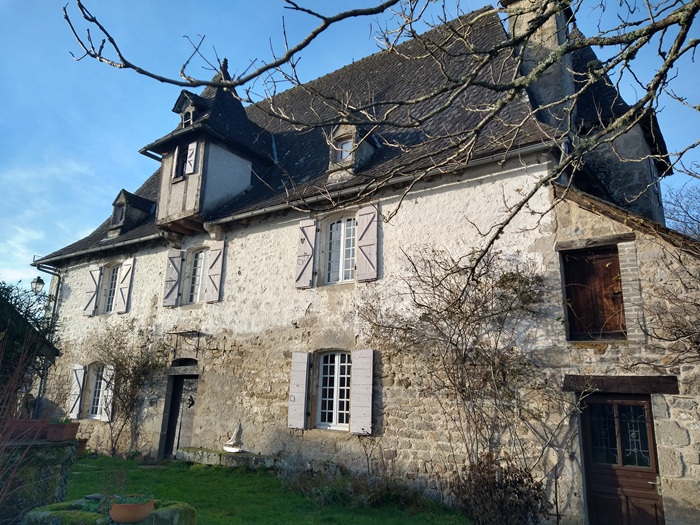 achat vente Demeure de Caractère a vendre  en très bon état , dépendance, puits Argentat-sur-Dordogne , à 20 mn, 30 mn Aurillac CORREZE LIMOUSIN