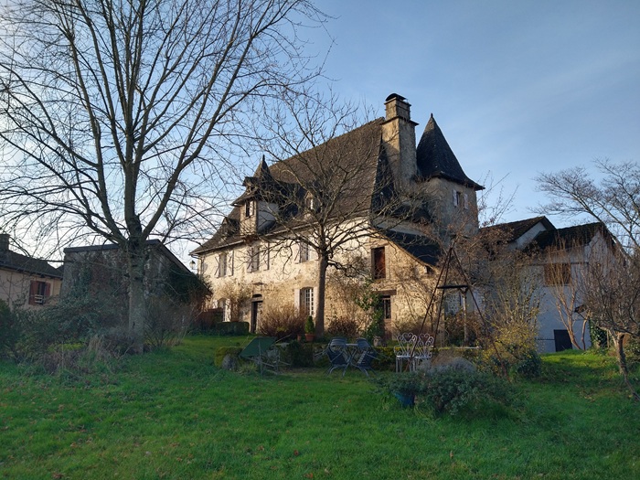 achat vente Demeure de Caractère a vendre  en très bon état , dépendance, puits Argentat-sur-Dordogne , à 20 mn, 30 mn Aurillac CORREZE LIMOUSIN