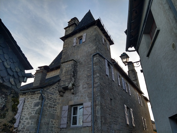 achat vente Demeure de Caractère a vendre  en très bon état , dépendance, puits Argentat-sur-Dordogne , à 20 mn, 30 mn Aurillac CORREZE LIMOUSIN