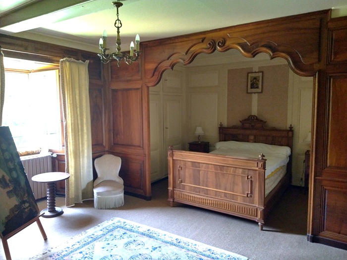 achat vente Manoir a vendre  en très bon état , dépendance Allanche , à 15 mn, 40 mn A75, coeur de village CANTAL AUVERGNE
