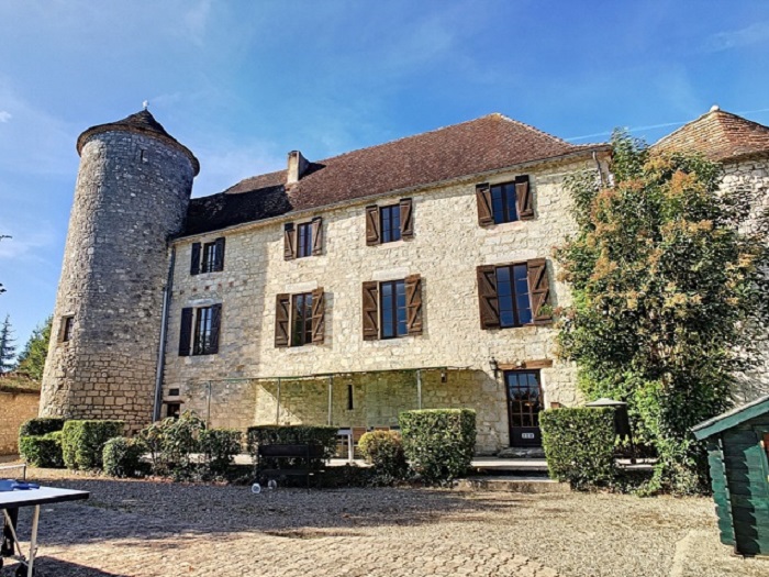 achat vente Château ancien a vendre  , dépendances, piscine Bergerac  DORDOGNE AQUITAINE