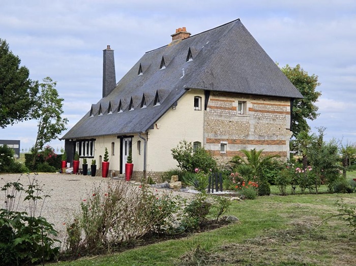 achat vente Demeure de carastère a vendre  en très bon état , garage double Saint-Romain-de-Colbosc , sans vis-à-vis SEINE MARITIME NORMANDIE