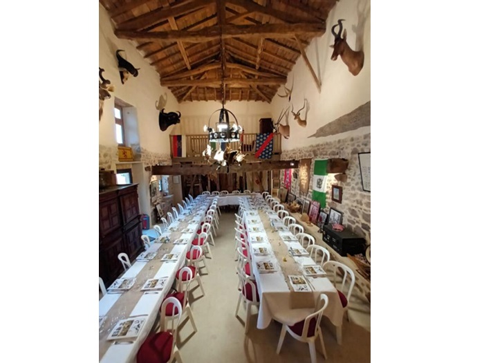 achat vente Ancien Corps de Ferme a vendre  , dépendances, piscine Essertines en Donzy , 20 mn de la A 89 et 1 h de Lyon RHONE RHONE ALPES