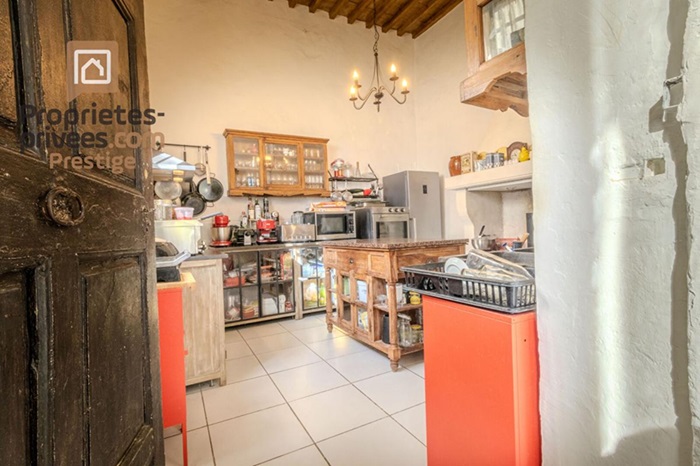 achat vente Ancien Presbytère a vendre   Les Angles , dans le vieux village, 10 mn TGV AVIGNON GARD LANGUEDOC ROUSSILLON