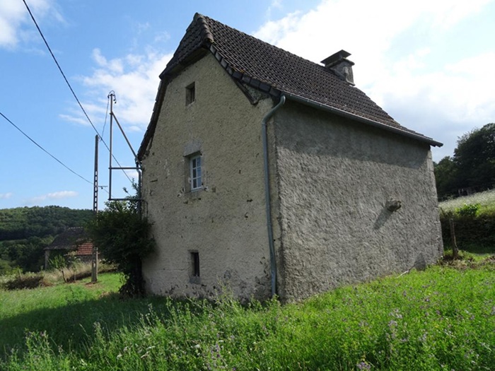 achat vente Maison Ancienne a vendre  à restaurer  Sénergues , dans hameau, au calme, vue dégagée AVEYRON MIDI PYRENEES