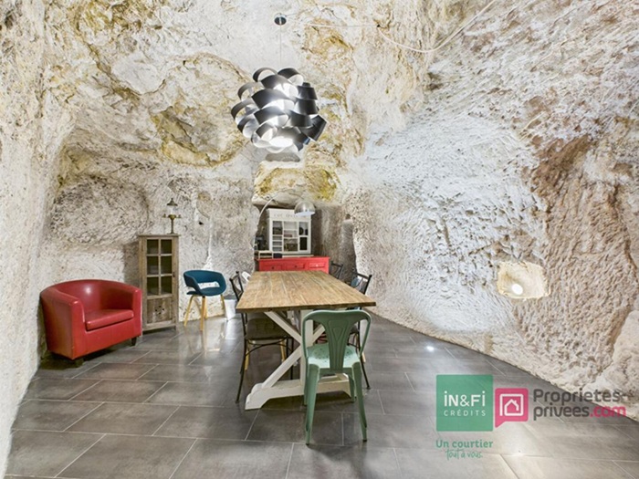 achat vente Authentique Maison ancienne a vendre  , dépendances Beaumont Saint Cyr , à quelques mn du Futuroscope VIENNE POITOU CHARENTES