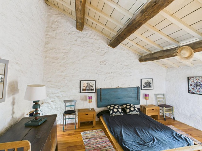 achat vente Ensemble de trois maisons anciennes a vendre  , terrasse Les Vans , à 10 mn, hameau authentique et calme, vue panoramique ARDECHE RHONE ALPES