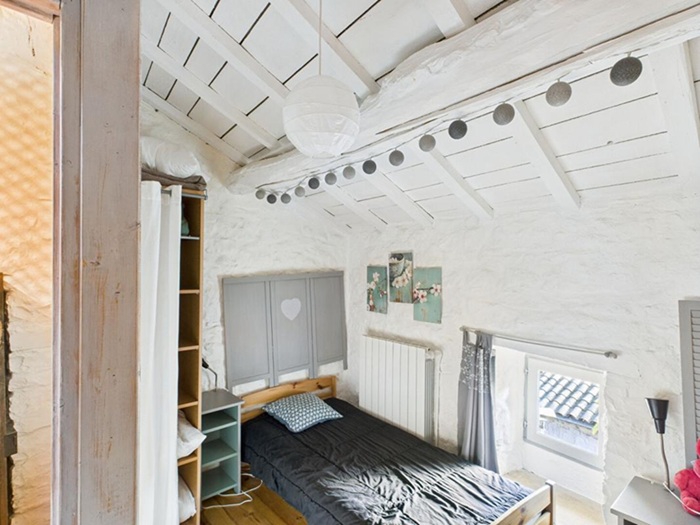 achat vente Ensemble de trois maisons anciennes a vendre  , terrasse Les Vans , à 10 mn, hameau authentique et calme, vue panoramique ARDECHE RHONE ALPES