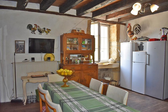 achat vente Ancien Corps de ferme a vendre  , dépendance, piscine La Chapelle-Aubareil , 11 kms Montignac Lascaux, 18 kms Sarlat DORDOGNE AQUITAINE