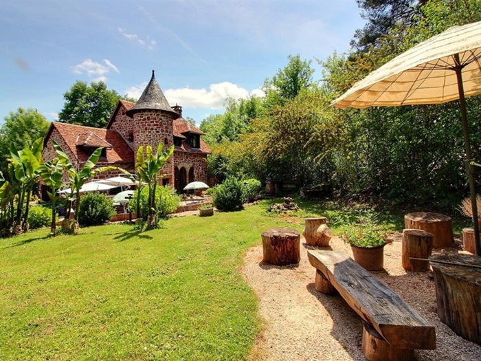 achat vente Moulin a vendre  , gîte ancien pigeonnier Collonges-la-Rouge , un des plus beaux villages de France CORREZE LIMOUSIN