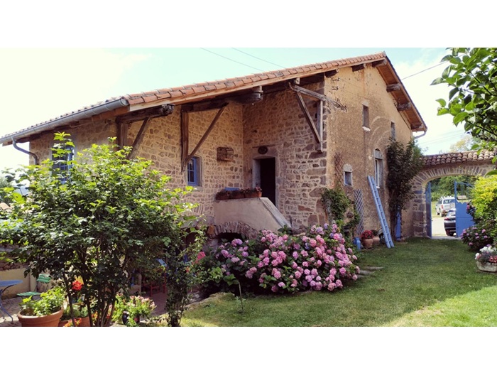 achat vente Maison en pierre a vendre  à finir de restaurer , dépendances Tramayes , au coeur d'un hameau paisible, environnement calme et prés SAONE ET LOIRE BOURGOGNE