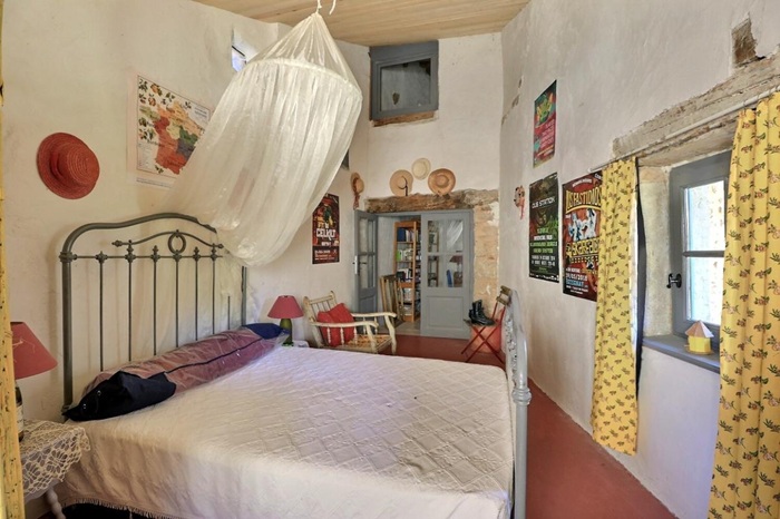 achat vente Maison en pierre a vendre  à finir de restaurer , dépendances Tramayes , au coeur d'un hameau paisible, environnement calme et prés SAONE ET LOIRE BOURGOGNE