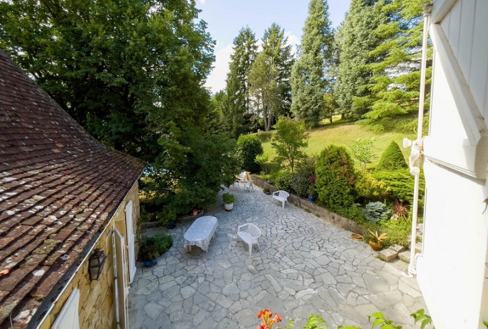achat vente Maison rustique a vendre  en pierre , dépendances, piscine Figeac  LOT MIDI PYRENEES