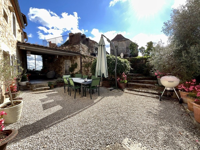 achat vente Demeure de Caractère a vendre  , tour médiévale, piscine Calvignac , sur les hauteurs, vue à couper le souffle LOT MIDI PYRENEES