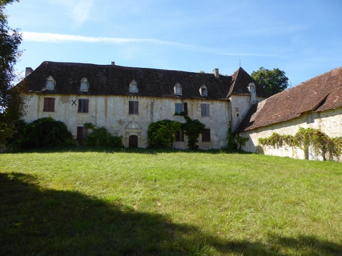achat vente Château rustique a vendre  , dépendances Périgueux  DORDOGNE AQUITAINE