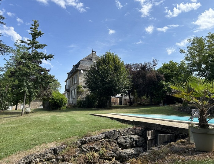 achat vente Maison de Maître a vendre  , dépendance, piscine Martel  LOT MIDI PYRENEES