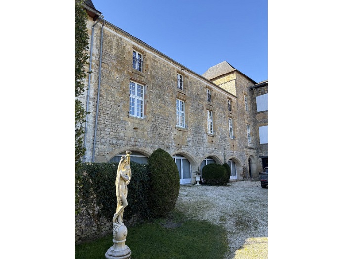 achat vente Château rustique a vendre  , piscine Saint-Ourse  DORDOGNE AQUITAINE