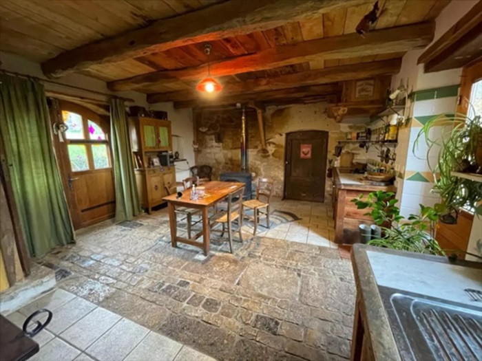 achat vente Authentique Longère a vendre  restaurée , dépendance Lentillac-Saint-Blaise , à 10 km de Figeac, au calme dans hameau LOT MIDI PYRENEES