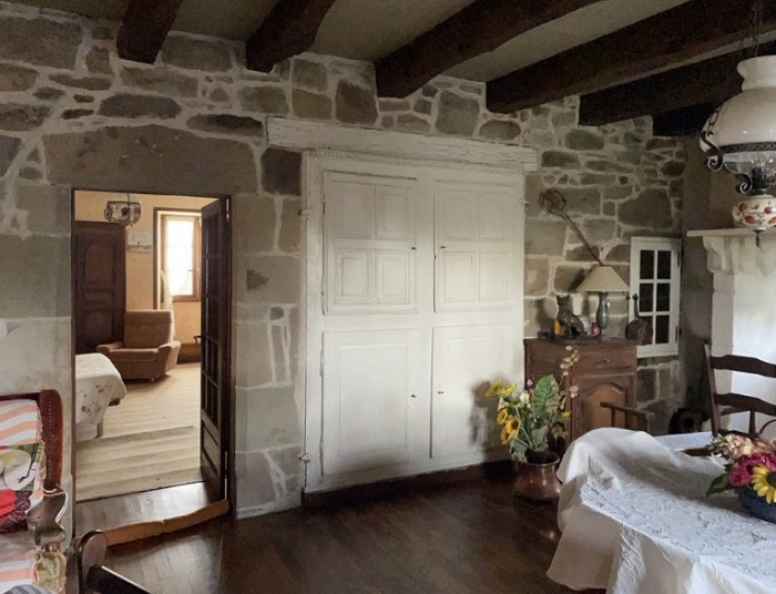 achat vente Manoir rustique a vendre   Marcillac la Croze  CORREZE LIMOUSIN